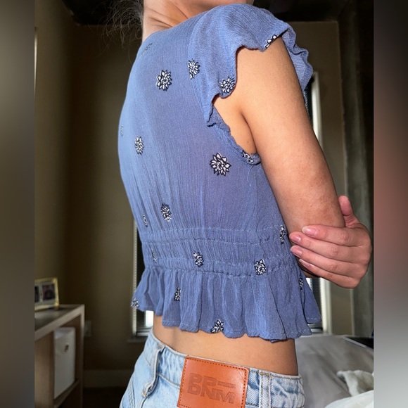 Flowy floral front tie top - Picture 3 of 4